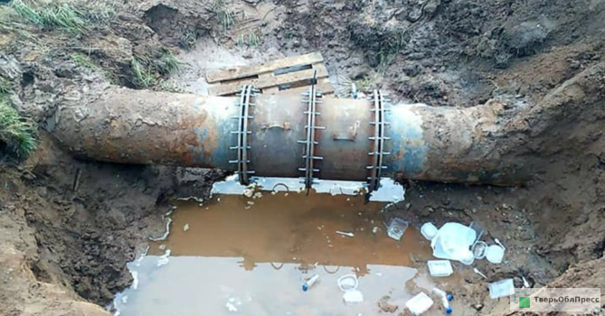 Затянувшийся ремонт водоснабжения в Твери восстановили раньше, чем обещали